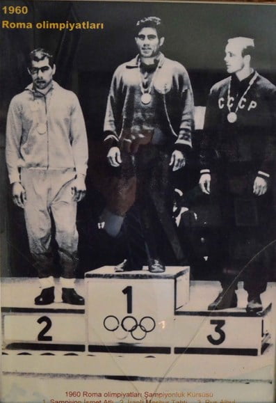 1960 roma olimpiyatları 56 kilo gures seref kursusu