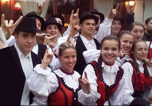 kirmizilar.com