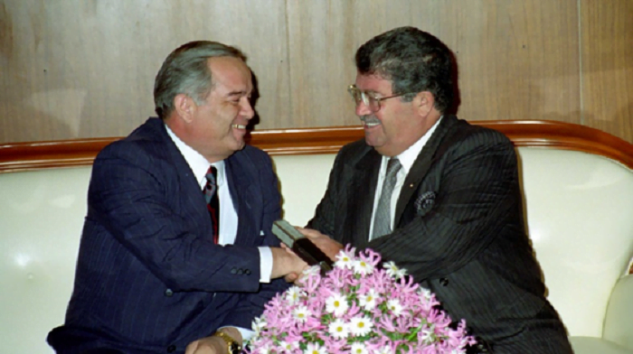 kirmizilar.com