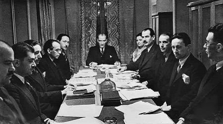 Atatürk’ün düşünce yapısı ve entelektüel birikimi cumhuriyeti nasıl şekillendirdi?